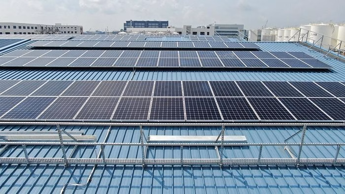 Hệ thống điện mặt trời m&aacute;i nh&agrave; của TotalEnergies ENEOS tại Th&aacute;i Lan