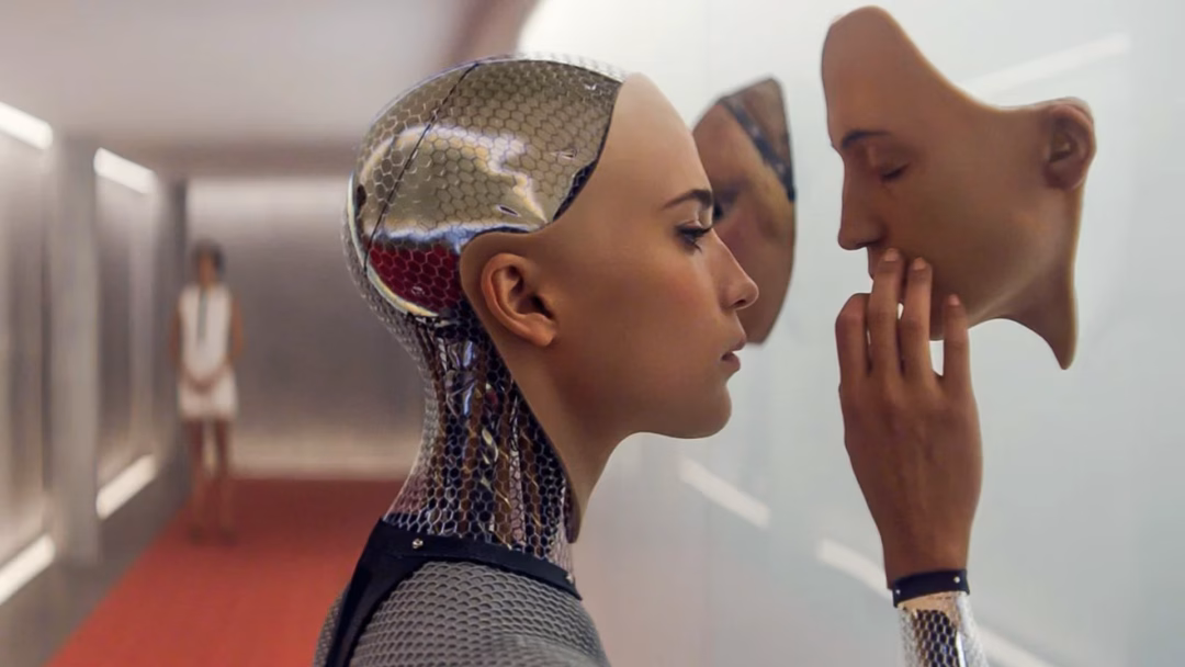 Phim Người m&aacute;y trỗi dậy ph&acirc;n t&iacute;ch về nh&acirc;n t&iacute;nh của AI