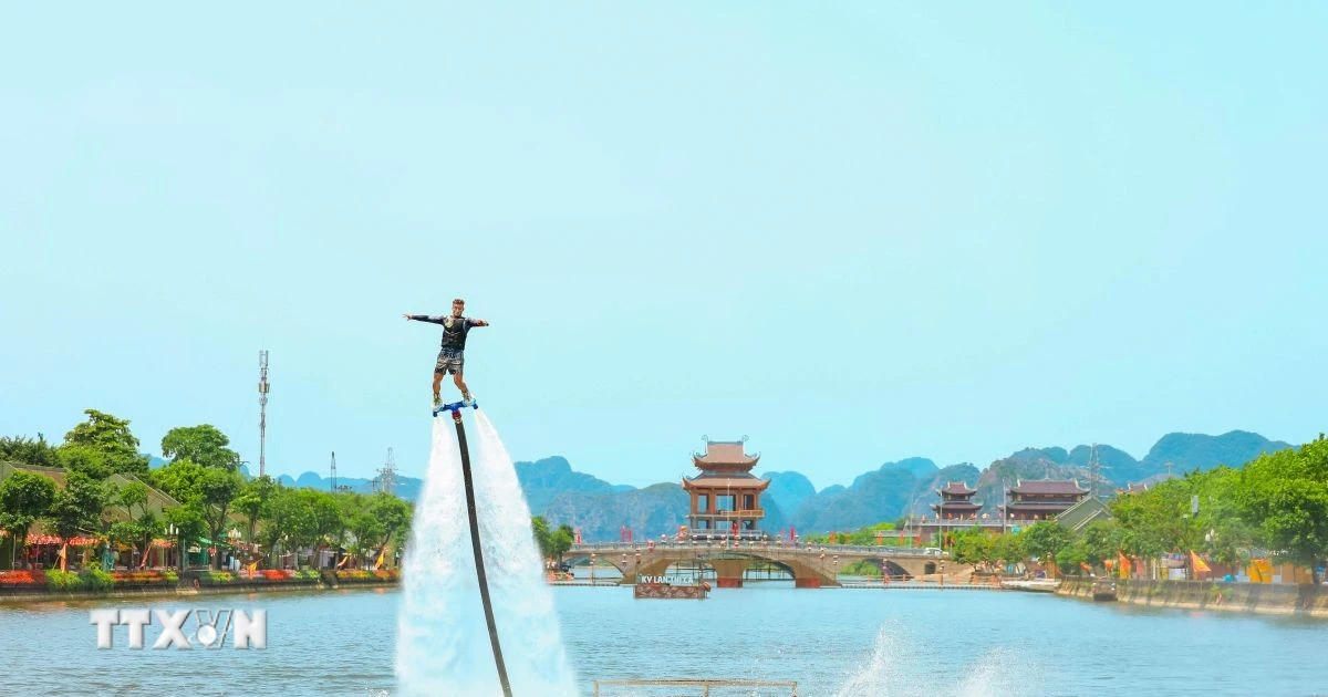 Khám phá ‘Tự hào Hoa Lư’: Khi di sản Ninh Bình giao thoa cùng nghệ thuật hiện đại