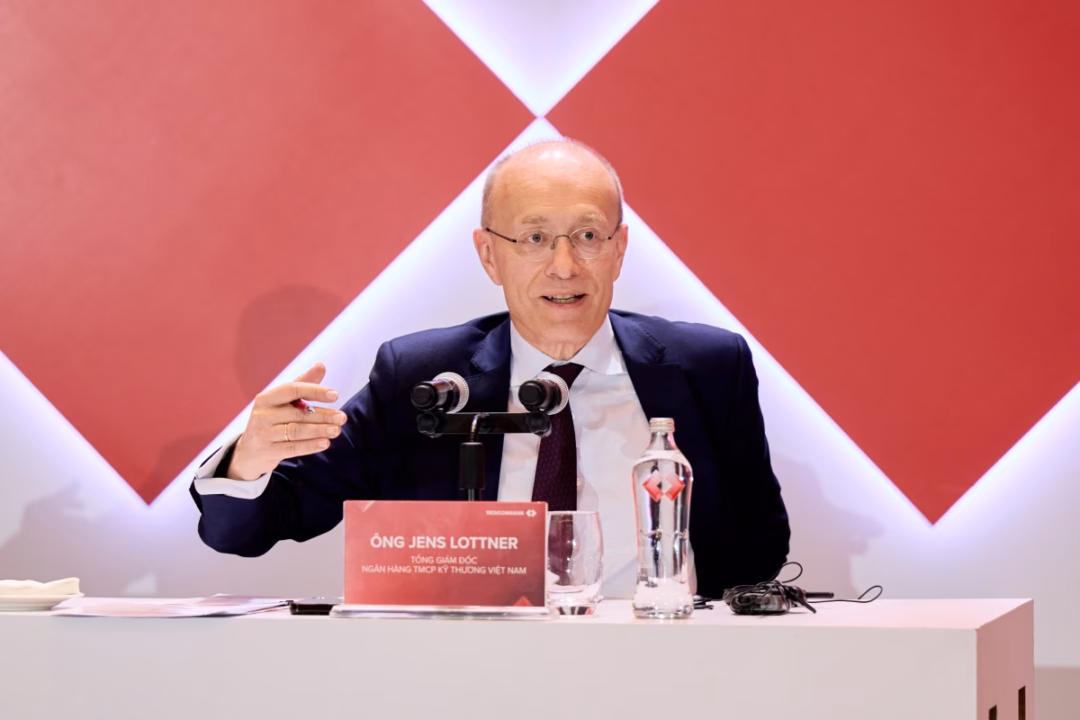 L&atilde;nh đạo Techcombank chia sẻ về mục ti&ecirc;u vốn điều lệ