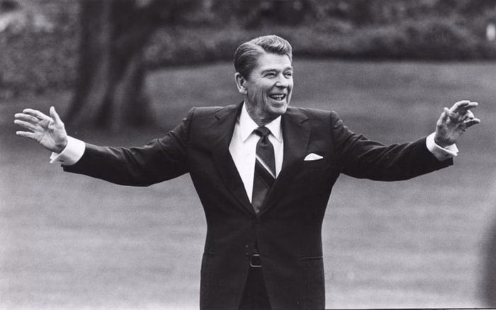 Tổng thống Ronald Reagan v&agrave; chiến dịch Lebanon