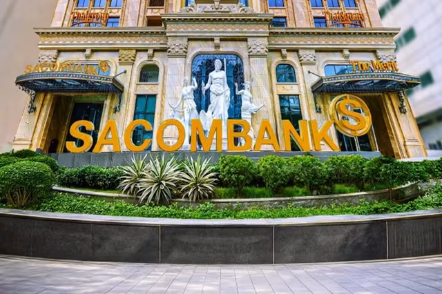 Sacombank Q1/2026: Chiến lược “phòng thủ” và chuyển dịch cơ cấu thu nhập