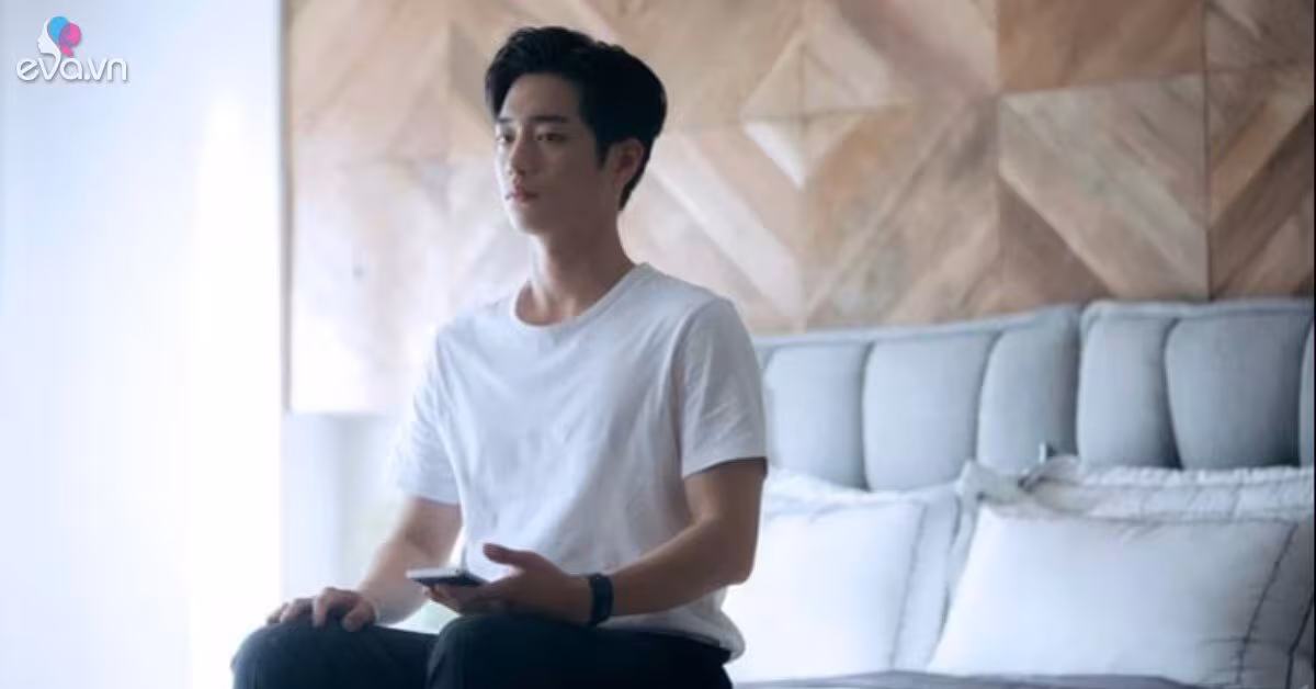 Chuyển 20 triệu cho vợ cũ vì lo cô ấy ốm, tôi sững sờ nhận lại tin nhắn này