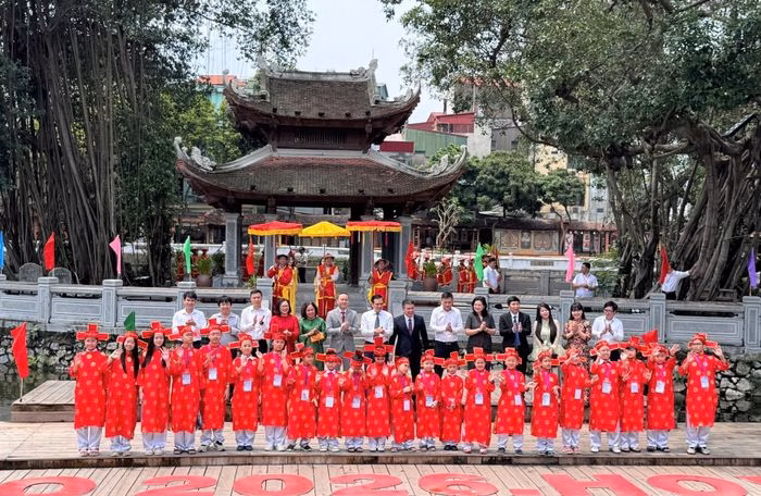 To&agrave;n cảnh v&ograve;ng chung kết Ng&agrave;y hội Trạng nguy&ecirc;n nhỏ tuổi