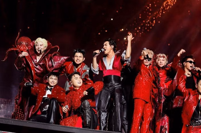 C&aacute;c Anh T&agrave;i tr&igrave;nh diễn những tiết mục độc đ&aacute;o tại Gai Home Concert