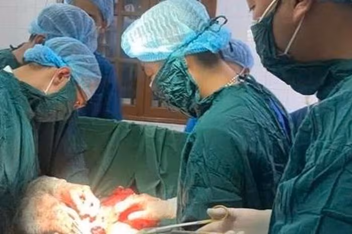 Thai ngoài tử cung vỡ gây sốc mất máu: Cảnh báo và bài học cấp cứu