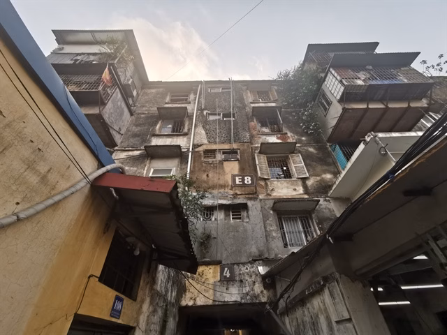 Căn hộ tập thể cũ H&agrave; Nội giảm gi&aacute; s&acirc;u nhưng kh&oacute; thanh khoản