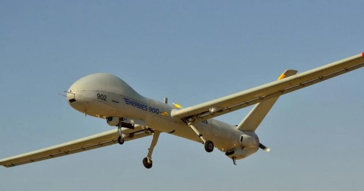 Romania sơ tán khẩn cấp sau vụ UAV nước ngoài rơi vào khu dân cư