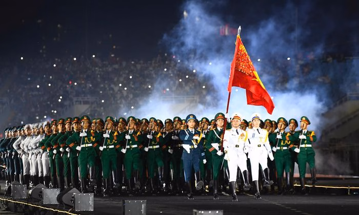 Hơn 1.000 chiến sĩ tham gia biểu diễn thực cảnh tại Mỹ Đ&igrave;nh