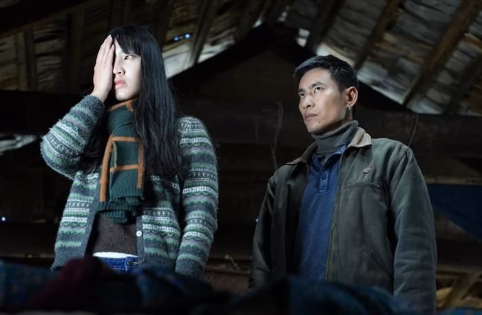 Ph&iacute; Ph&ocirc;ng: Quỷ M&aacute;u Rừng Thi&ecirc;ng lập kỷ lục doanh thu phim kinh dị Việt