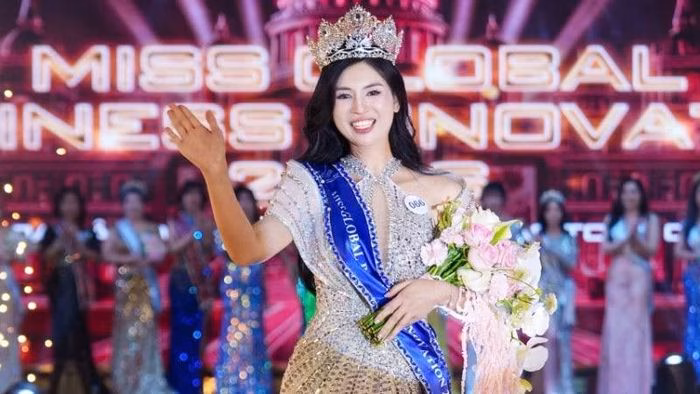 Phong th&aacute;i tr&igrave;nh diễn tự tin v&agrave; chuy&ecirc;n nghiệp của Trần Thị Thanh T&acirc;m