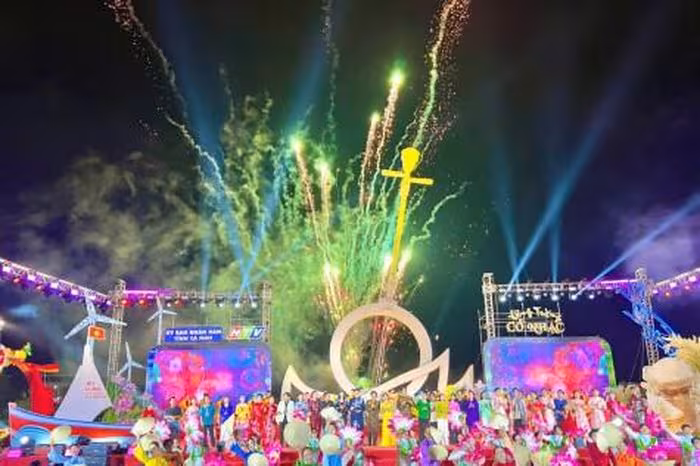 Vầng trăng cổ nhạc lần 263: Bản giao hưởng văn hóa tại đất mũi Cà Mau