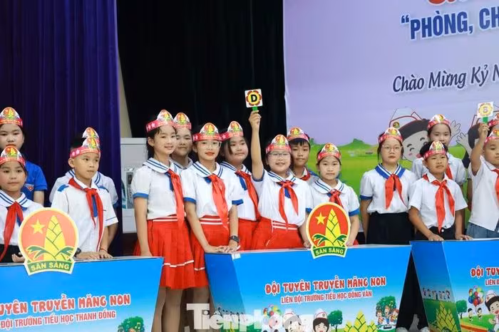 Học sinh Nghệ An sáng tạo tiểu phẩm phòng chống đuối nước và xâm hại