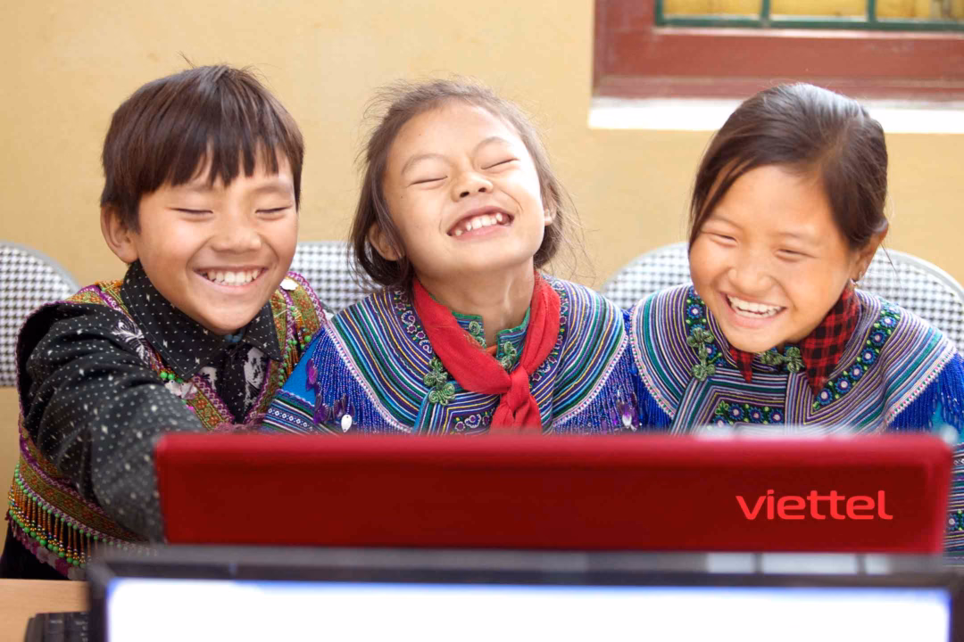 Hạ tầng Internet miễn ph&iacute; tại c&aacute;c trường học Việt Nam gi&uacute;p th&uacute;c đẩy c&ocirc;ng bằng trong tiếp cận tri thức