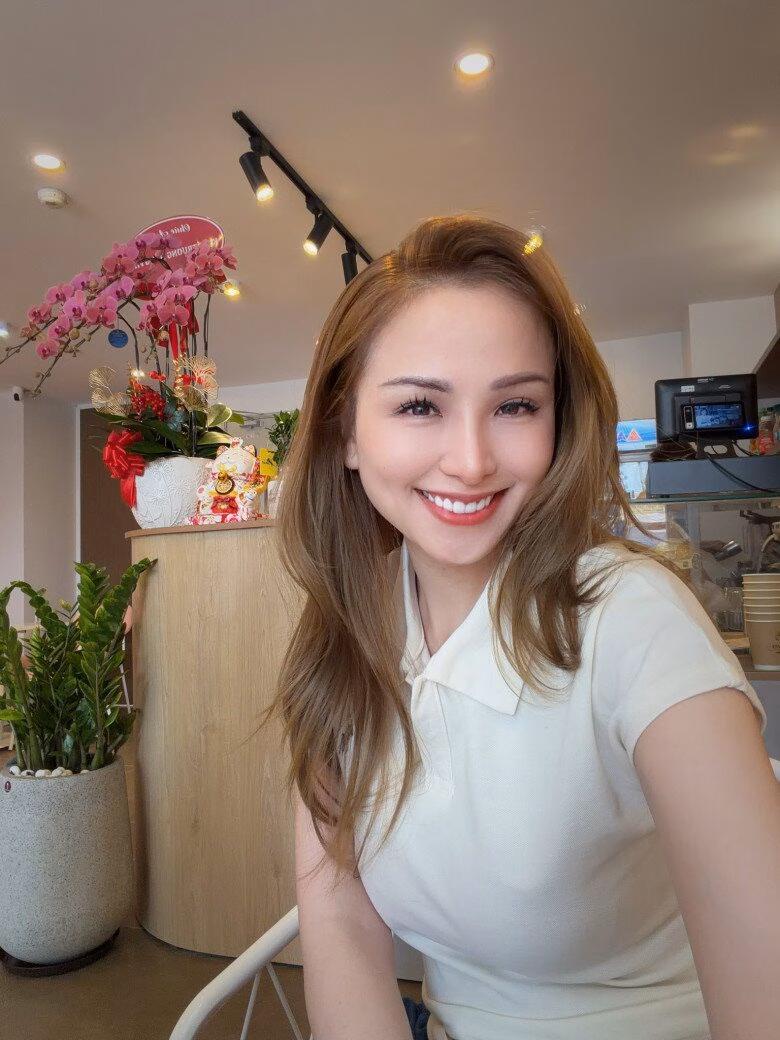 Hoa hậu Diễm Hương chia sẻ về việc con trai bị bạn đ&aacute;nh tại trường học Canada