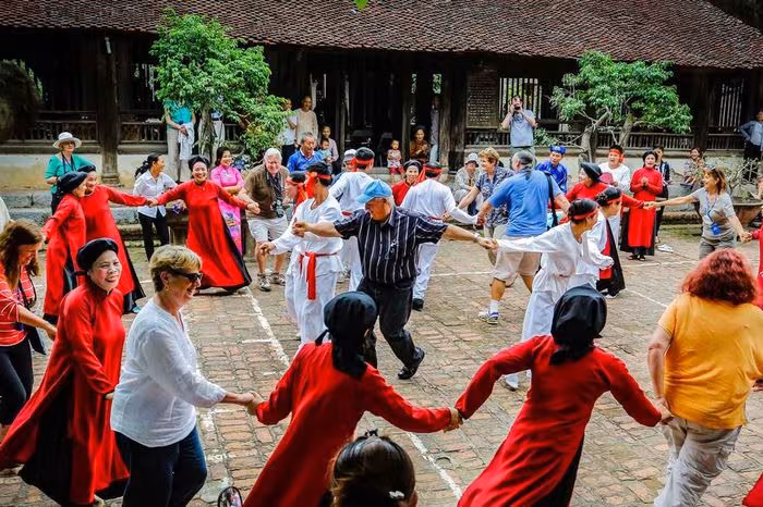 Hát Xoan Phú Thọ: Sức Sống Mãnh Liệt Của Di Sản Cội Nguồn Trong Đời Sống Hiện Đại
