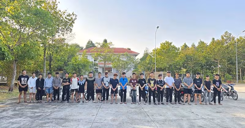 Tây Ninh: Khởi tố 24 thanh thiếu niên đua xe trái phép, gây mất trật tự