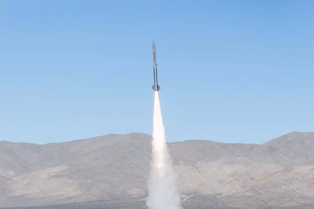 t&ecirc;n lửa FLASH Mỹ 1.jpg