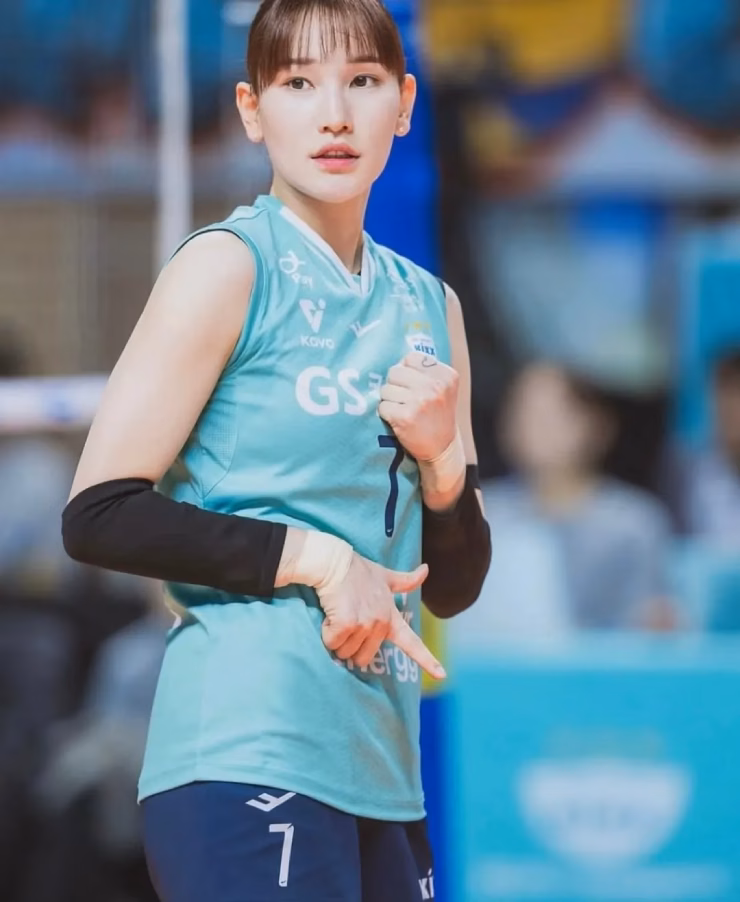 Ahn Hye Jin đối mặt với &aacute;n phạt nghi&ecirc;m trọng sau b&ecirc; bối l&aacute;i xe