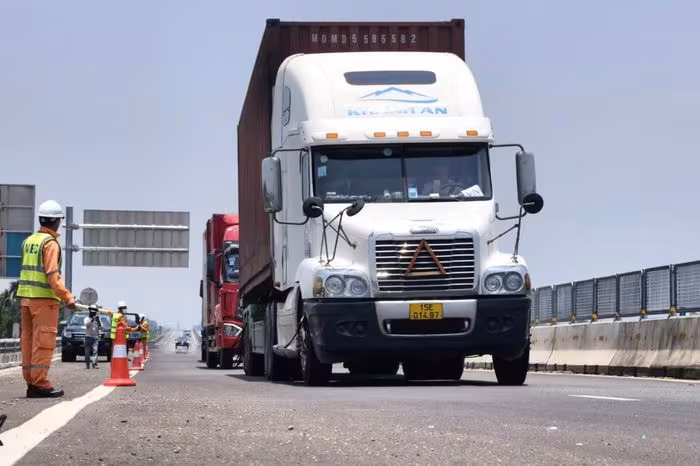 Thông xe cao tốc Bắc – Nam đoạn Quảng Ngãi: Bước ngoặt giao thông dịp lễ 30/4