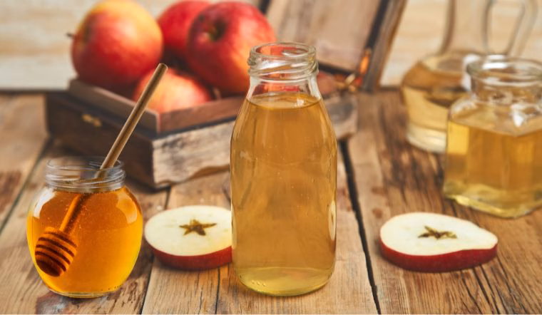 Giấm t&aacute;o pha lo&atilde;ng gi&uacute;p kiểm so&aacute;t c&acirc;n nặng v&agrave; ổn định đường huyết