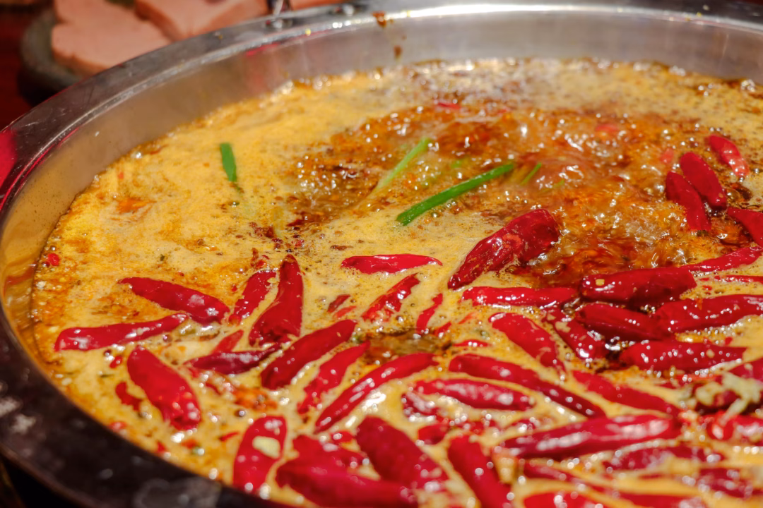 Nh&agrave; h&agrave;ng v&agrave; qu&aacute;n ăn đường phố tại Th&agrave;nh Đ&ocirc;, Trung Quốc