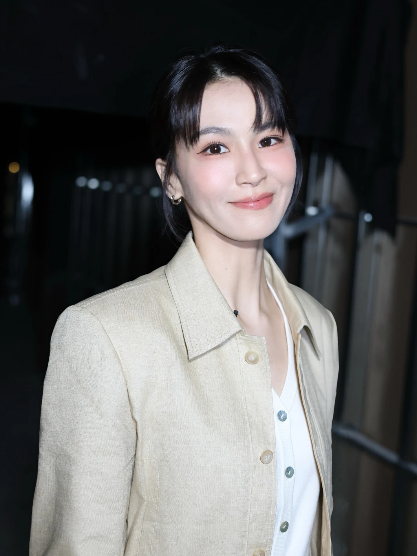 Tăng B&aacute;i Từ phong c&aacute;ch thời trang