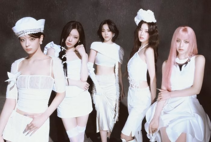 ITZY ph&aacute;t h&agrave;nh album Motto với nhiều ca kh&uacute;c solo
