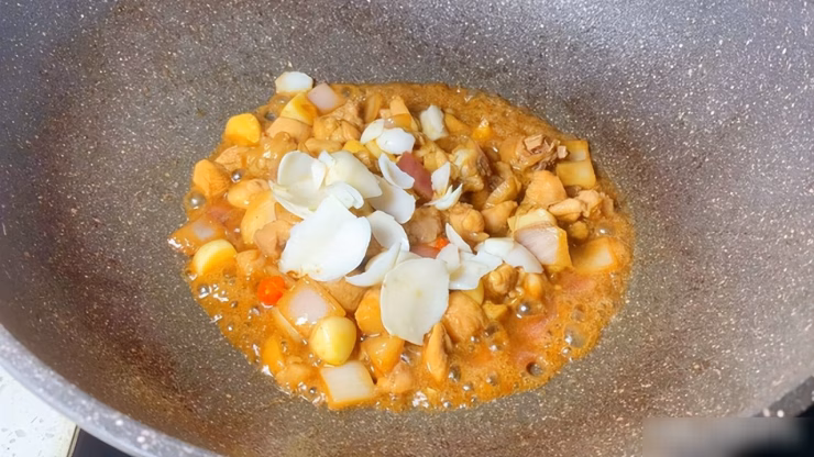 C&aacute;ch sơ chế củ b&aacute;ch hợp tươi để kh&ocirc;ng bị đắng