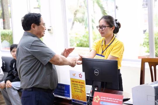 Bưu điện Việt Nam ra mắt mô hình bưu điện xã tự chủ ở nông thôn Thủ tướng ghi nhận vai trò của Bưu điện trong triển khai chính quyền hai cấp
