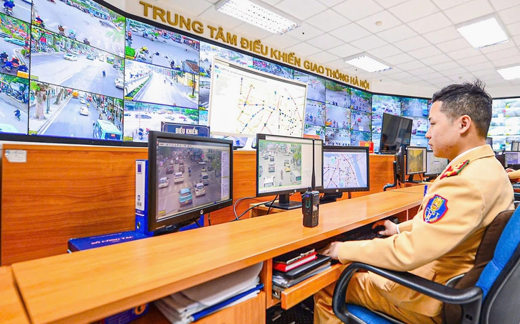 Cục Cảnh sát giao thông ra mắt trung tâm chỉ huy thông minh hỗ trợ AI Cận cảnh camera AI tự động phát hiện vi phạm tại Trung tâm chỉ huy của Cục Cảnh sát giao thông - Ảnh 10.