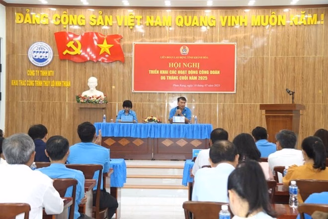 Công đoàn Khánh Hòa tháo gỡ vướng mắc sau sáp nhập tỉnh Ban Công đoàn Khu Công nghiệp Khánh Hòa. Ảnh: Phương Linh