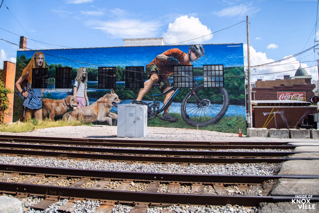 Mural by Curtis Glover, Edge of the Train Yards and the Old City, Knoxville, September 2021