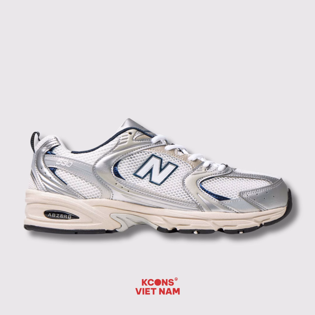 Mặc kệ style thể thao lỗi thời, tôi vẫn mê giầy New Balance 530 Steel Grey vì sự thoải mái bất ngờ
