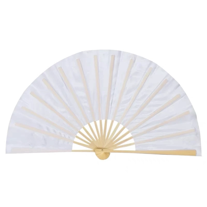 Làm thế nào để chọn quạt xếp thư sinh múa cổ trang phù hợp mà không bị ‘lỗ’ vì mua phải hàng kém chất lượng?