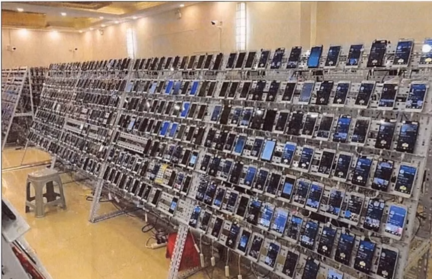 Hoạt động của 'trang trại điện thoại' của Prince Group