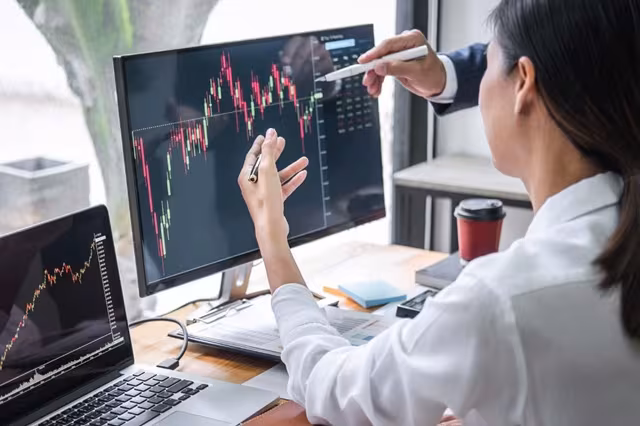 Người hành nghề chứng khoán cần tập huấn 8 giờ/năm từ 2027