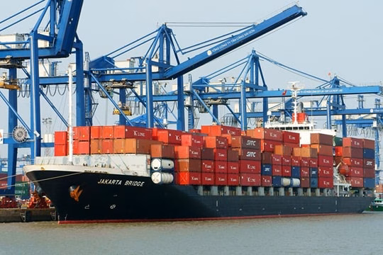 Logistics Việt Nam khát nhân lực chất lượng cao Nhà đầu tư còn "e dè" rót vốn vào hạ tầng logistics