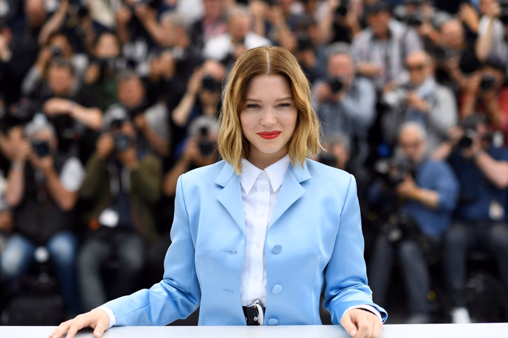 Nước mắt của ngôi sao Hollywood tại LHP Cannes gây sốt toàn cầu Kiếm đâu ra người thứ 2 khóc trôi cả nền vẫn đẹp tuyệt mỹ như cô gái này, bảo sao viral khắp toàn cầu- Ảnh 7.