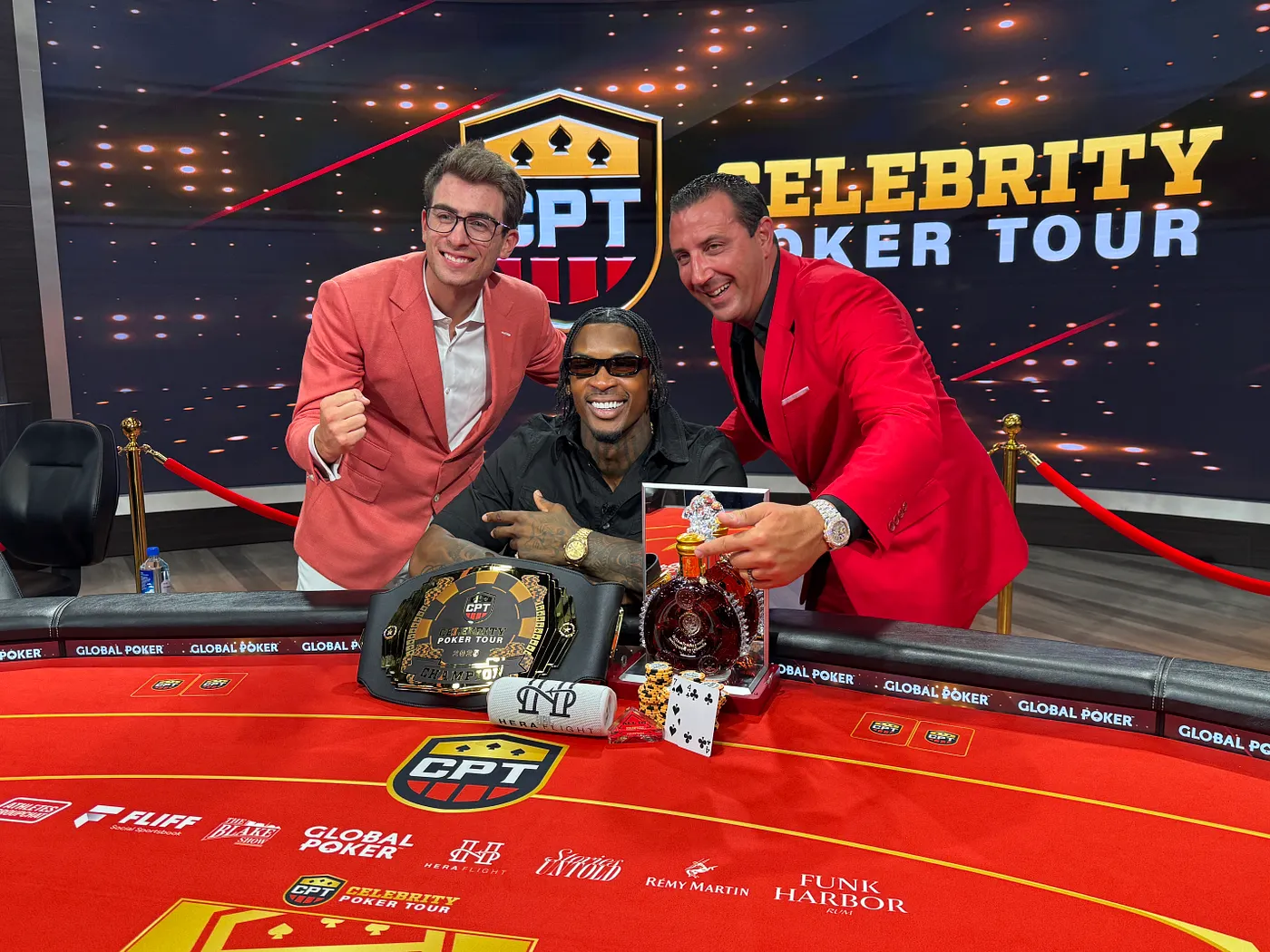 Tiktoker triệu followers thắng giải poker triệu đô ở Las Vegas sau 5 phút học trên YouTube CPT founder Blake Wynn (left) & King (middle)