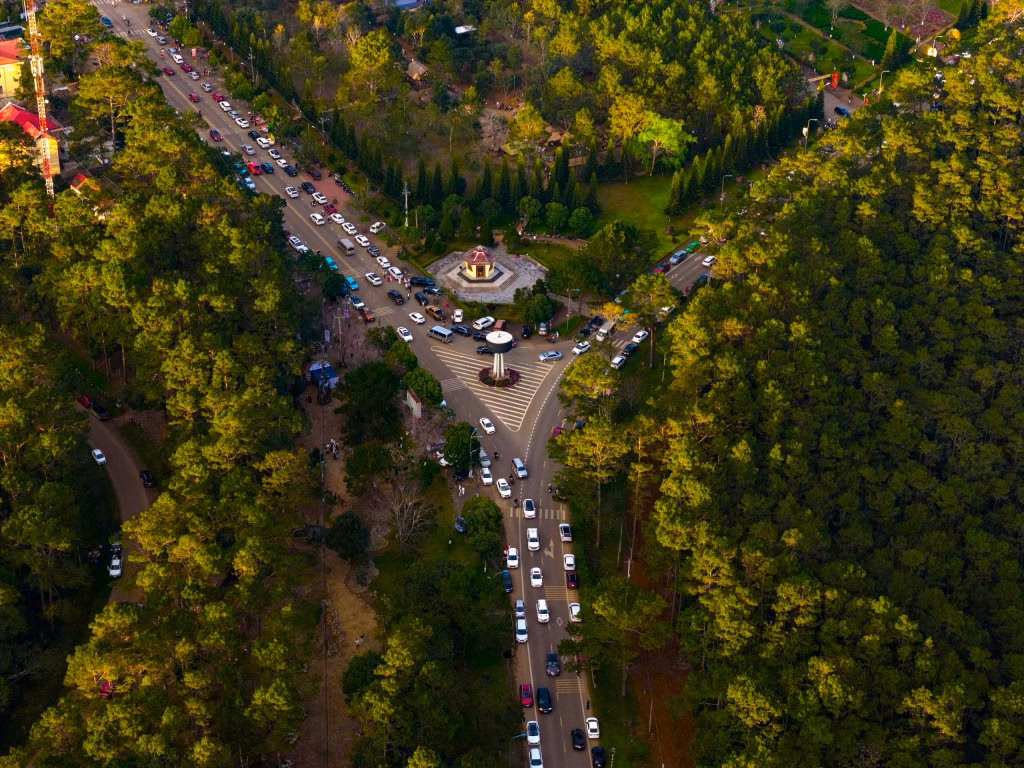 Du kh&aacute;ch tăng đột biến trong 4 ng&agrave;y nghỉ Tết Dương lịch