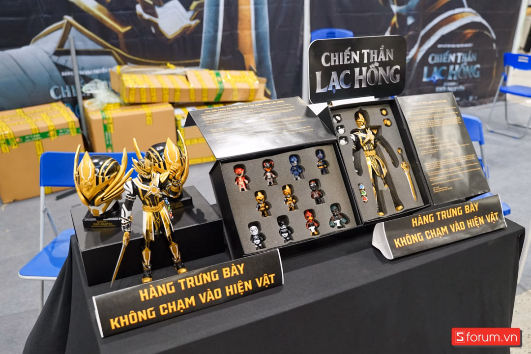Bộ sưu tập thuộc dòng phim Chiến thần Lạc Hồng