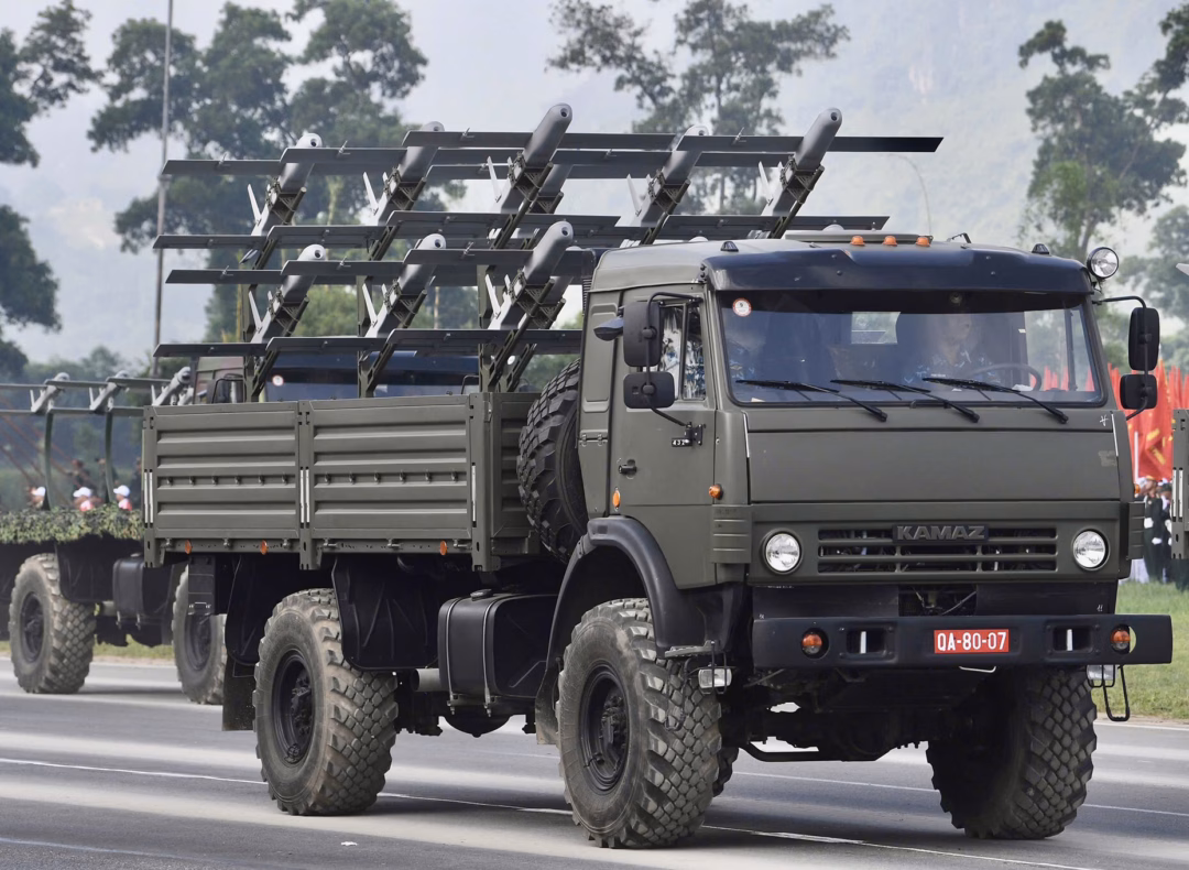 Chủ tịch Viettel Tào Đức Thắng được thăng quân hàm Trung tướng