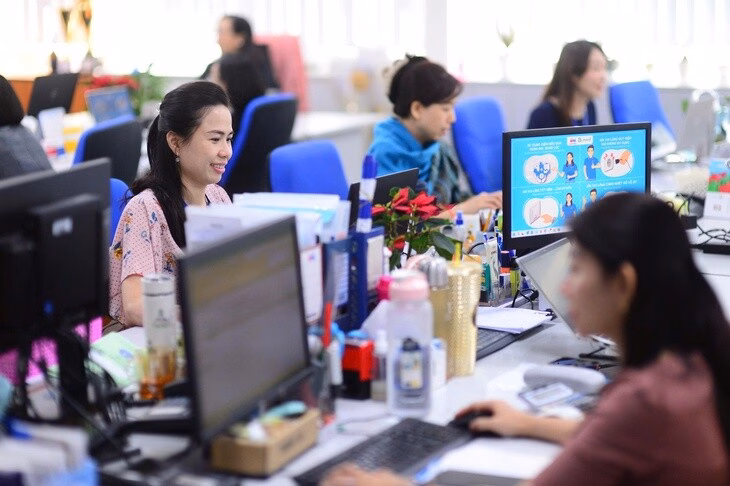 Chủ doanh nghiệp ở Việt Nam mong muốn nhân viên sử dụng AI để làm việc nhanh hơn- Ảnh 2.