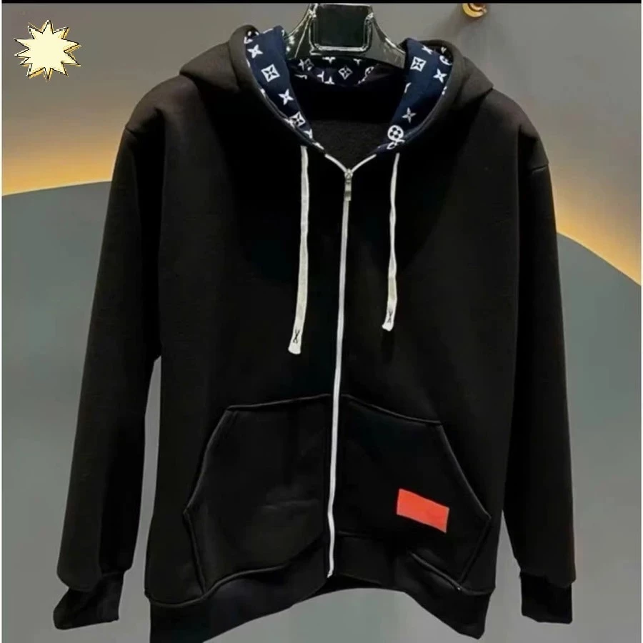 Áo Nỉ Dáng Rộng – Bí Quyết Cho Những Ngày Đông Lạnh Không Cần Phải Cân Nhắc Giữa Phong Cách Và Sự Ấm Áp