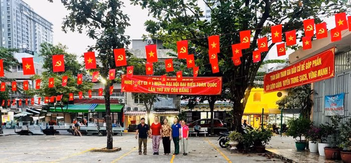 TP.HCM rực rỡ trong ngày Chủ nhật xanh: Đô thị sạch đẹp chào mừng Đại hội Đảng XIV