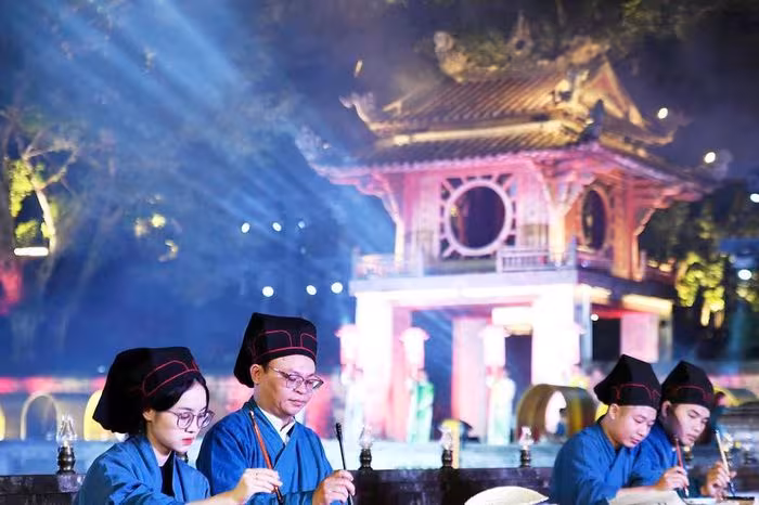 Khơi dậy tinh thần hiếu học tại không gian Văn Miếu Quốc Tử Giám