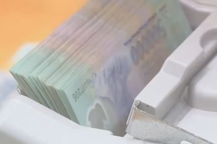 Lãi suất ngân hàng tăng mạnh: Tác động tới vay mua nhà, ô tô và bất động sản trong 2026