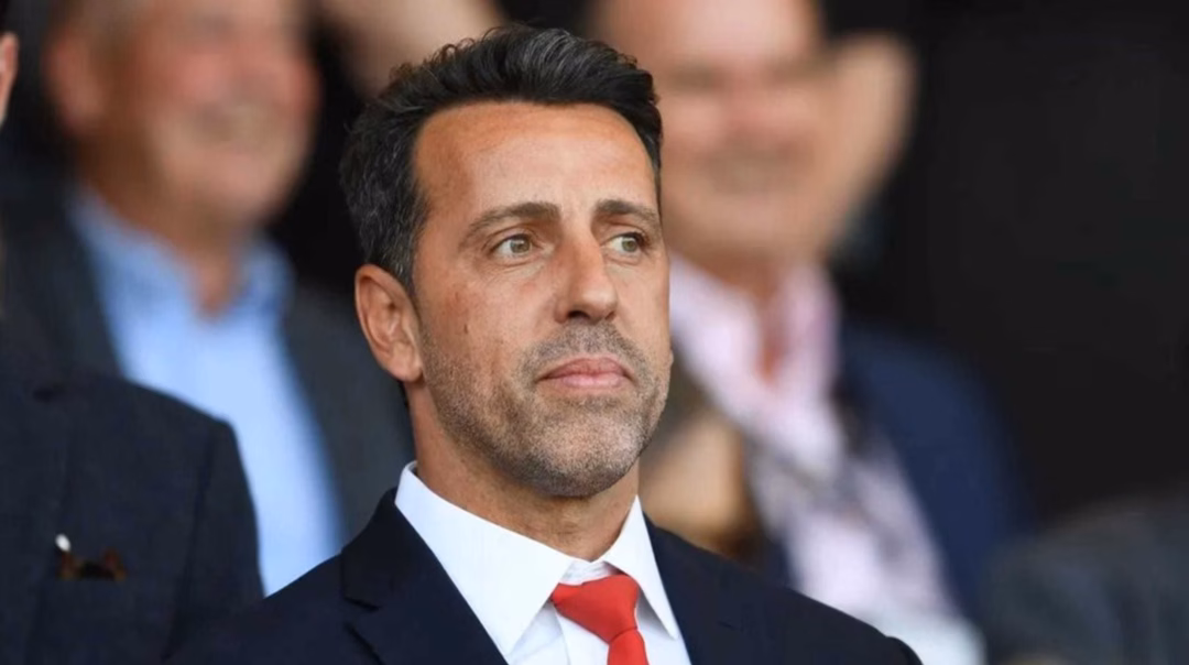 Giám đốc thể thao bị chỉ trích: Bài học từ MU, Chelsea và Real Madrid