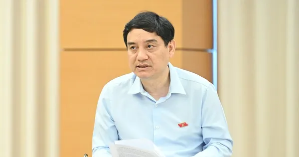 Chủ nhiệm Uỷ ban Văn hoá và Xã hội Nguyễn Đắc Vinh Chủ nhiệm Uỷ ban Văn hoá và Xã hội Nguyễn Đắc Vinh